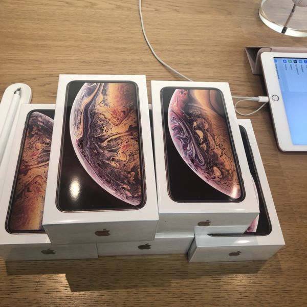 Apple iPhone XS 610EUR iPhone XS Max 700EUR iPhone X 430EUR Samsung Note 9 500EUR